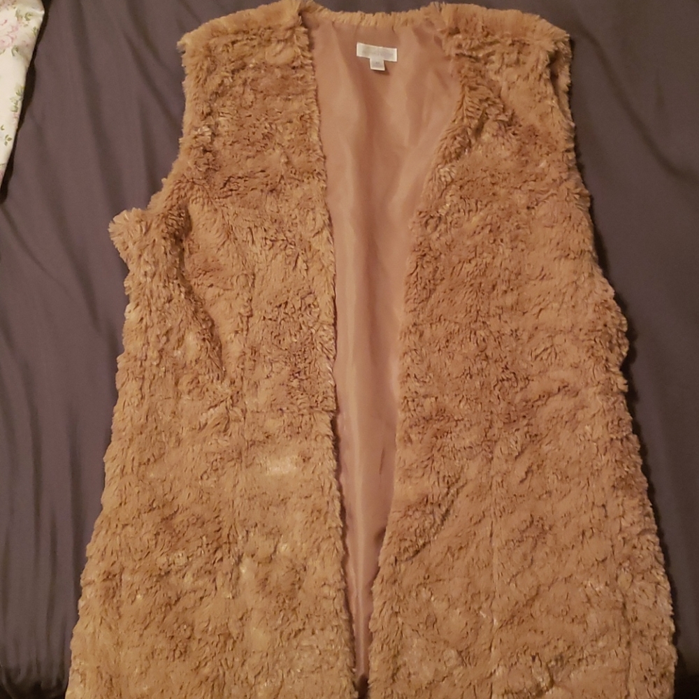 Faux fur vest M